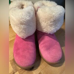 Uggs Kids Pink Boots with Fur.  Excellent Condition❤️